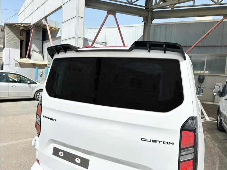 Dakspoiler V.2 passend voor Ford Transit Custom (V710) model vanaf 2023 met achterklep